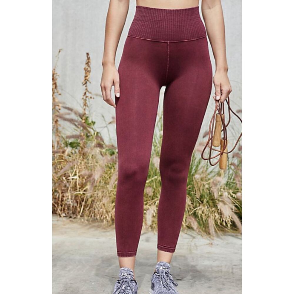 NWOT Free People Movement Good Karma 7/8 Leggings in Burgundy